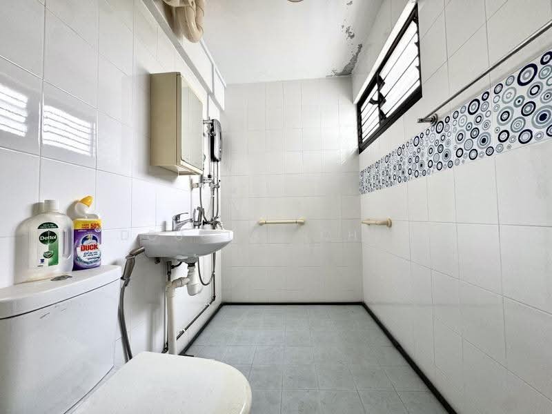 624 Hougang Avenue 8